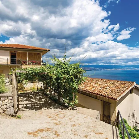 Appartamento Stunning In With Wifi