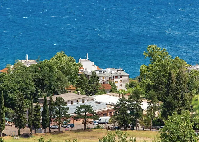 Stunning In With Wifi Apartamento Lovran
